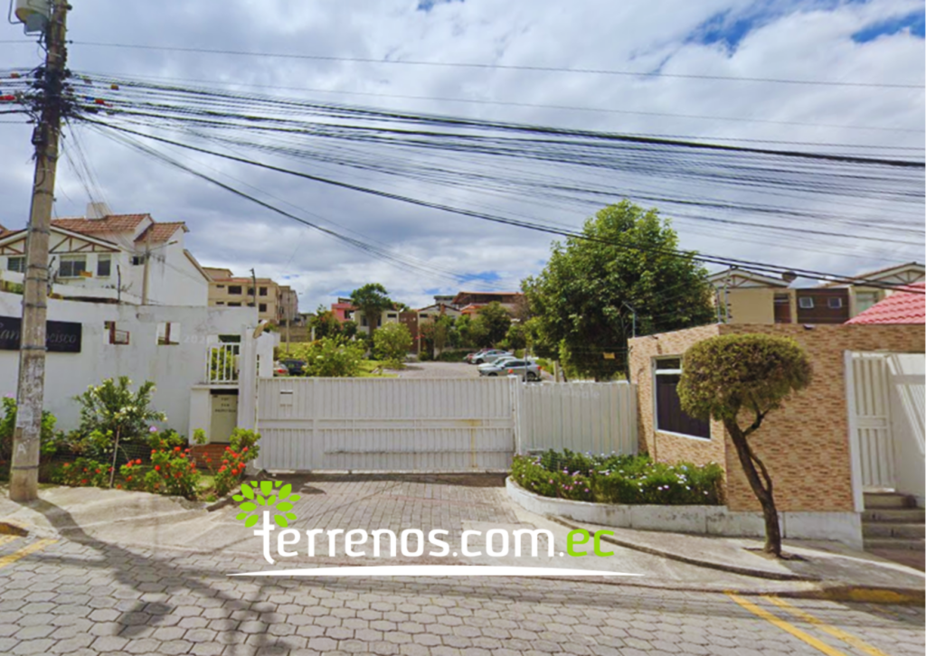 Vista adicional de terreno en venta en Alangasi, Quito, Pichincha