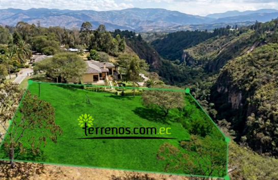 Terreno de venta en Checa 1293m2 Urbanización de lujo Pakakuna Garden Tababela