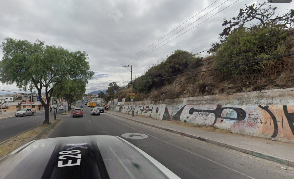 Vista adicional de terreno en venta en Quito, Pichincha