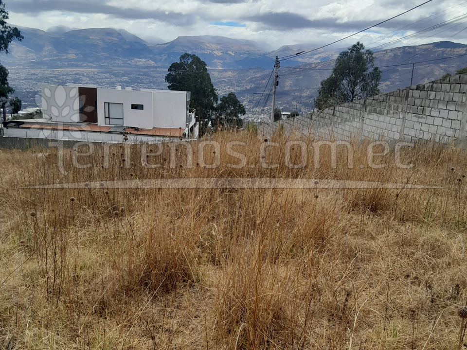 Vista adicional de terreno en venta en Cumbayá, Quito, Pichincha