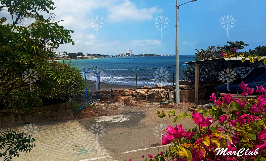 Vista adicional de terreno en venta en Punta Blanca, Santa Elena