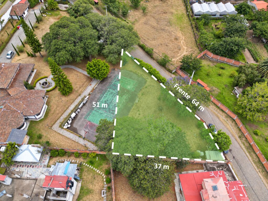 Vista adicional de terreno en venta en Tumbaco, Quito, Pichincha