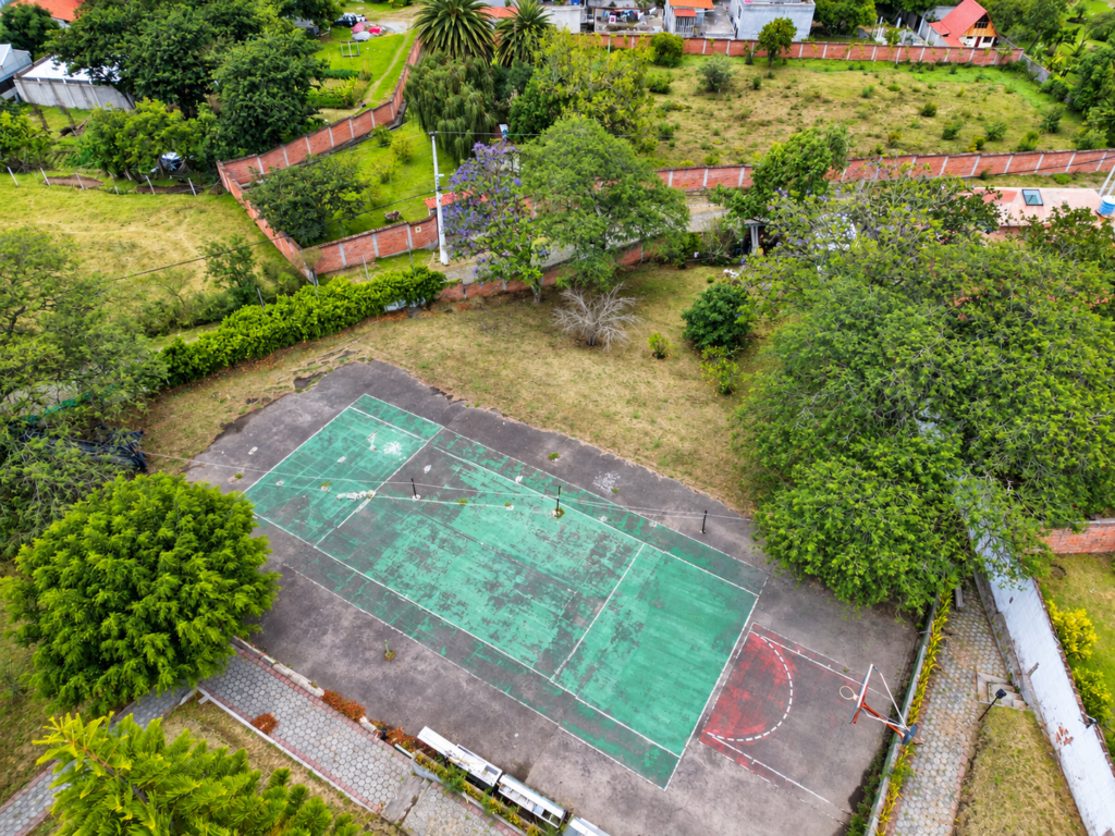 Vista adicional de terreno en venta en Tumbaco, Quito, Pichincha