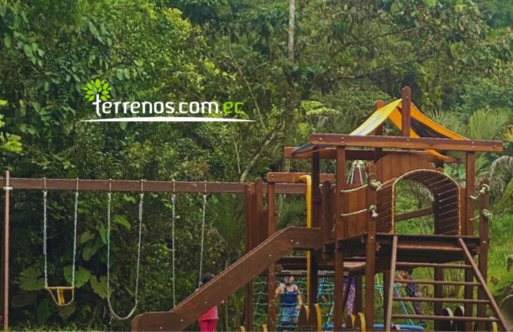 Vista adicional de terreno en venta en Pedro Vicente Maldonado, Pichincha